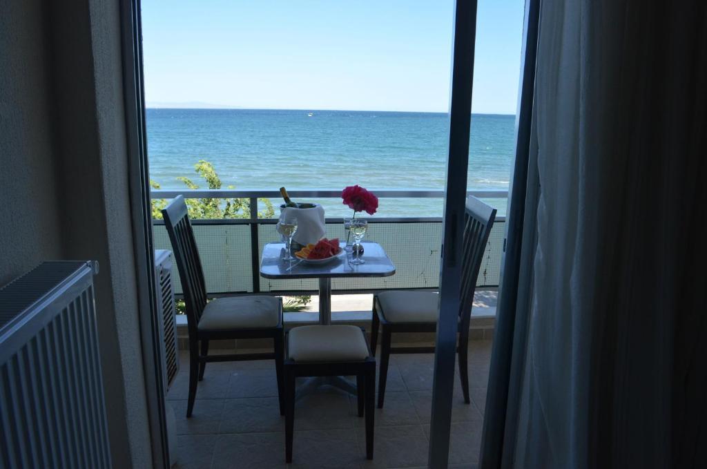 Hotel Achillion Makrygialos Oda fotoğraf
